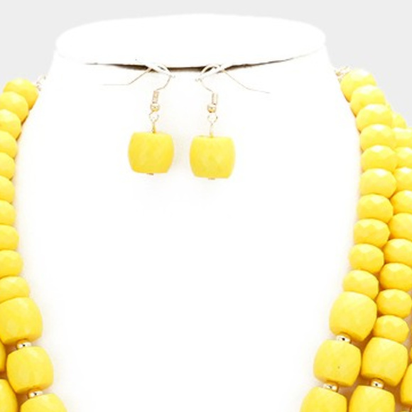 Three Layers Yellow Bead Necklace Earring Set - Picture 4 of 4